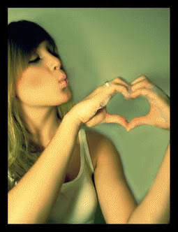 Hand Heart Girl
